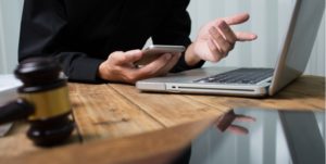 How Do Personal Injury Lawyers Get Paid?